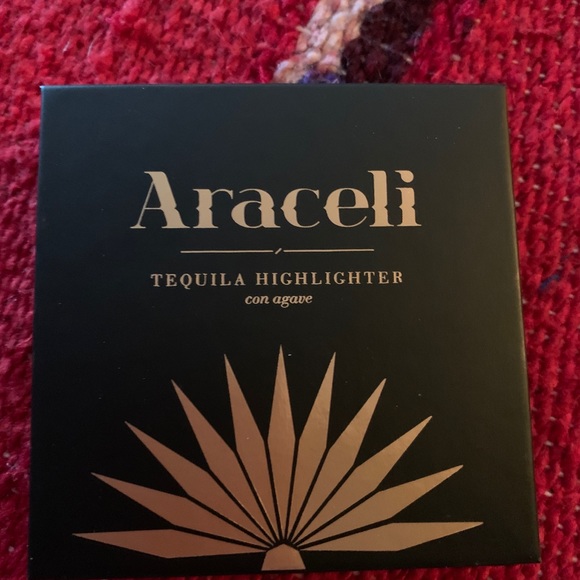 Araceli Tequila Highlighter In Blanco Brand new in box.  Opened only for photos - Picture 6 of 8